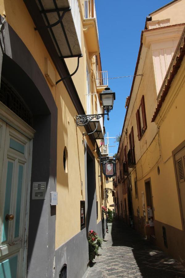 Appartement Piazza Tasso Max 1 à Sorrente Extérieur photo