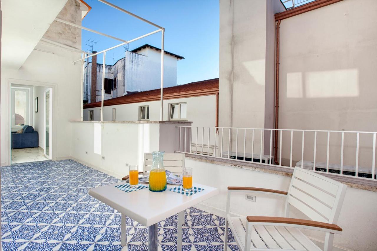 Appartement Piazza Tasso Max 1 à Sorrente Extérieur photo